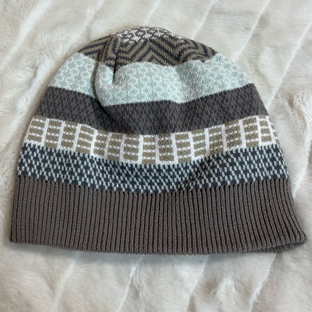 Women’s Grey Blue Mocha Abstract Print OSFM Fall Winter Neutral Beanie Travel
